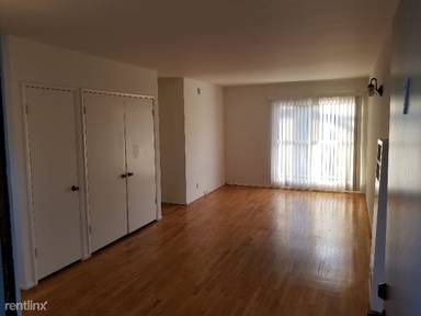 Main picture of 2360 Walgrove Ave