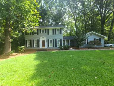 Main picture of 112 Lu Ann Ct NW