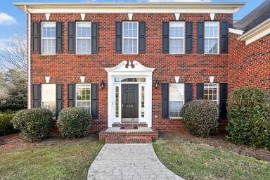 Main picture of 1205 Carriage Park Cir