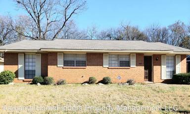 Main picture of 468 Planters Rd