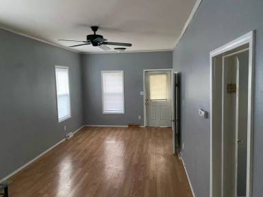 Main picture of 813 S Mason St