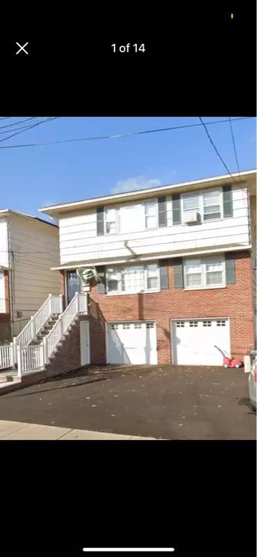 Main picture of 248 2nd Ave
