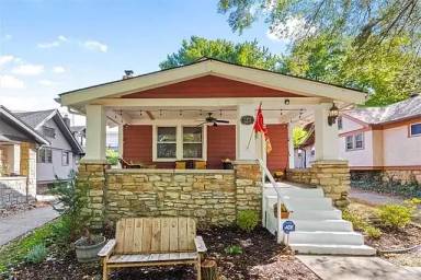 Main picture of 5711 Harrison St