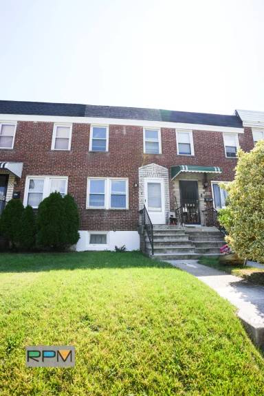 Main picture of 3641 Lyndale Ave