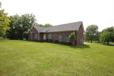 Main picture of 1096 Old Laguardo Rd E