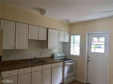 Main picture of 1712 NE 20th Ave