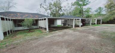 Main picture of 1871 Esther Dr