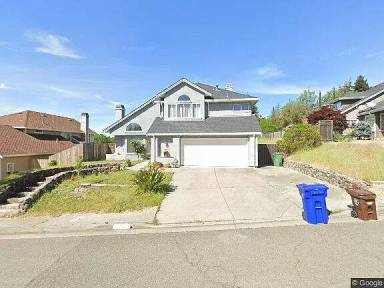 Main picture of 2719 Thomas Ct