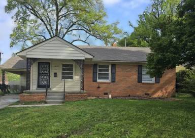 Main picture of 4882 Amboy Rd