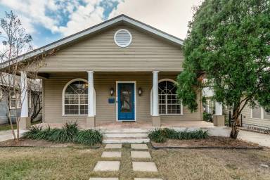 Main picture of 124 Normandy Ave