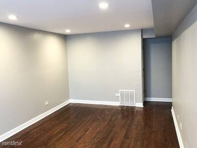 Main picture of 300 W 138th St