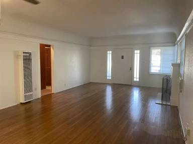 Main picture of Yale 119 N. - B
