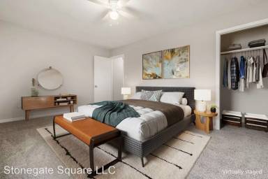 Main picture of Stonegate Square