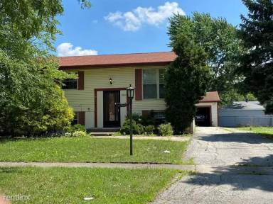 Main picture of 19613 Redwood Ln
