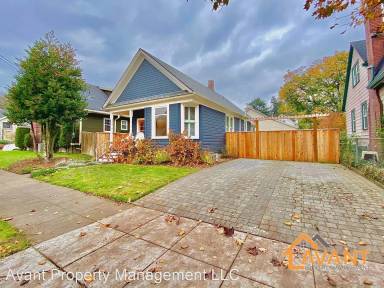 Main picture of 4228 NE 6th Ave