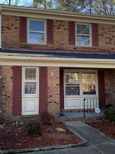 Main picture of 371 Circuit Ln