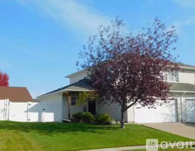 Main picture of 29 Stratford Dr