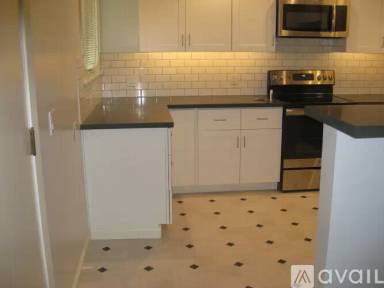 Main picture of 300 Bocana St