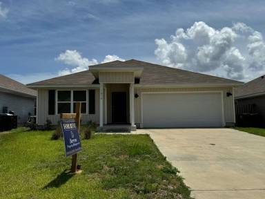 Main picture of 1016 Lovebird Ct