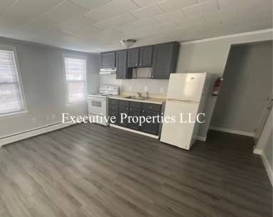 Main picture of 205 N Main St