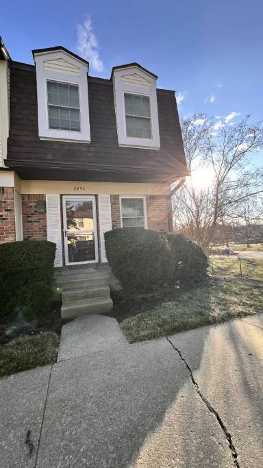 Main picture of 2496 S Burberry Ln