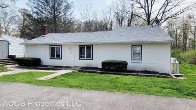 Main picture of 2421 Phillips Rd