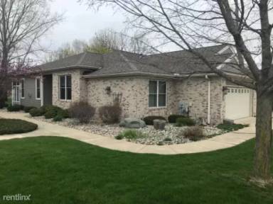 Main picture of 474 Constitution Ave