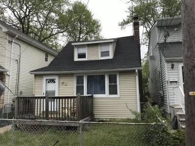 Main picture of 32 Morningside Ave