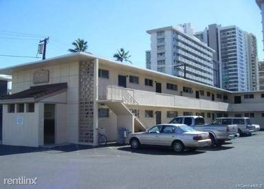 Main picture of 909 University Ave