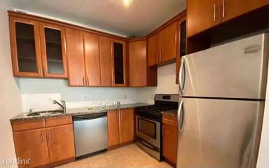 Main picture of 1917 Avenue X