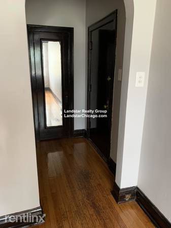 Main picture of 4629 N Lowell Ave