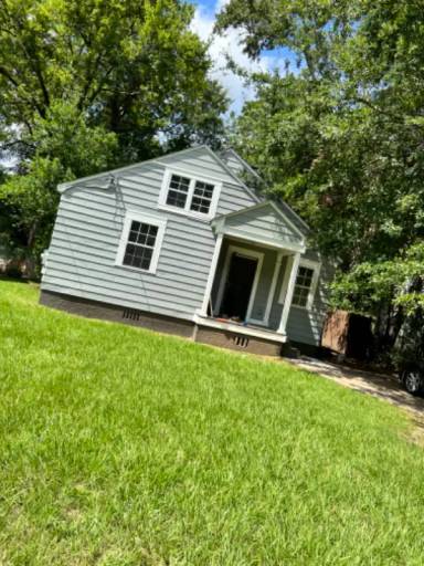 Main picture of 2219 Locust St