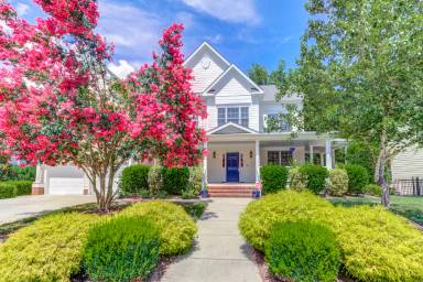 Main picture of Grogans Mill Drive