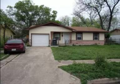 Main picture of 1707 Greenwood Ave