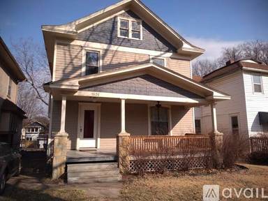 Main picture of 1626 SW Clay St