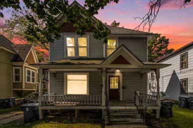 Main picture of 217 Burr Oak St