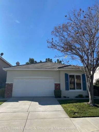 Main picture of 40525 Chantemar Way