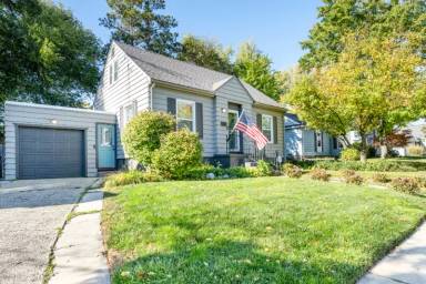 Main picture of 2506 Morton Ave