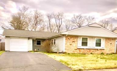 Main picture of 18 Gallery Ln