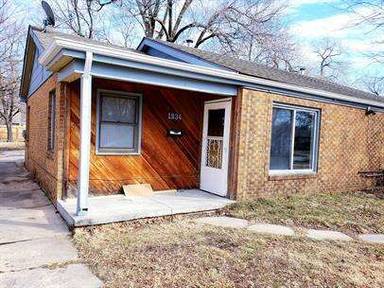 Main picture of 1932 N Garland St