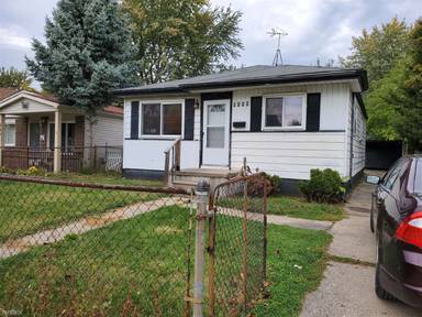 Main picture of 8419 Republic Ave