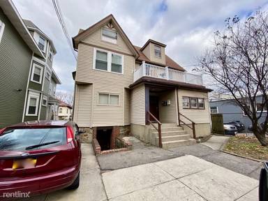 Main picture of 74 Ashford St