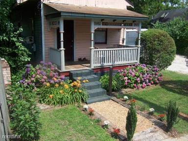 Main picture of 64 Flat Shoals Ave SE
