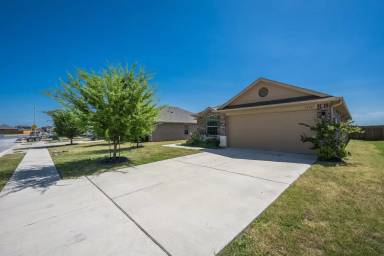 Main picture of 13301 Brahmin Dr