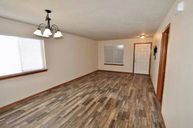 Main picture of 6364 W Trestle St