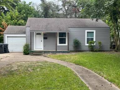 Main picture of 3812 Colcord Ave