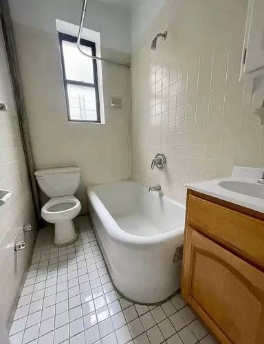 Main picture of 3118 35th St