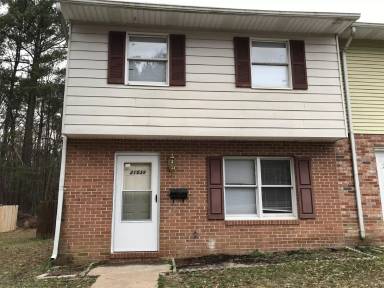 Main picture of 21539 Old Missouri St