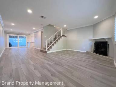 Main picture of 3733 N Harbor Blvd