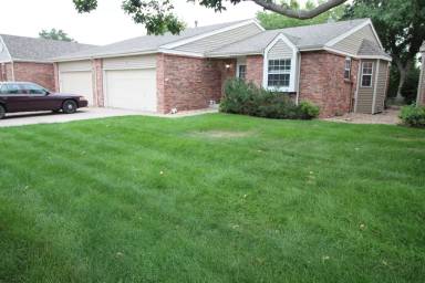 Main picture of 3950 W 12th St